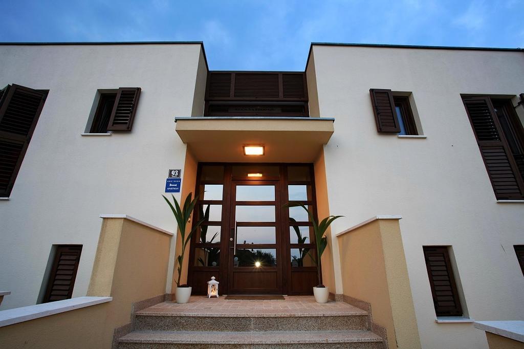 Villa Zadar Бибине Екстериор снимка