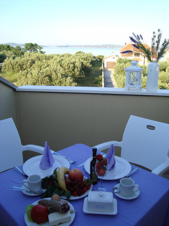 Villa Zadar Бибине Стая снимка