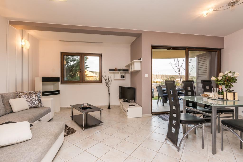 Villa Zadar Бибине Екстериор снимка